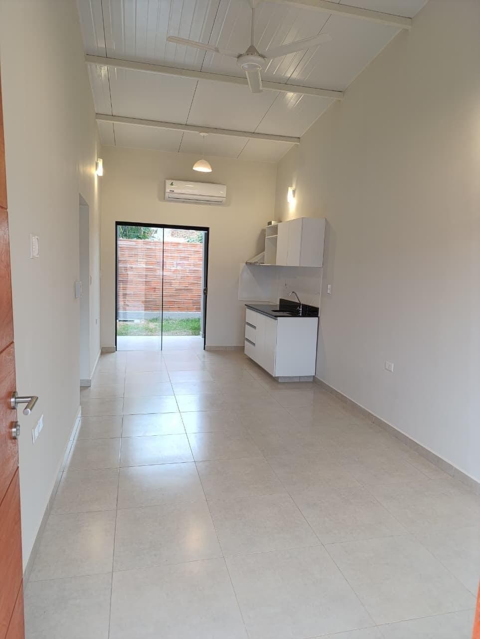 Casa de 2 dormitorios en San Lorenzo, foto 2 de 6